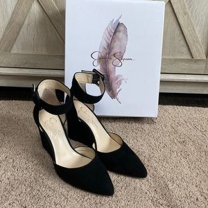 Jessica Simpson Black Velvet Wedges